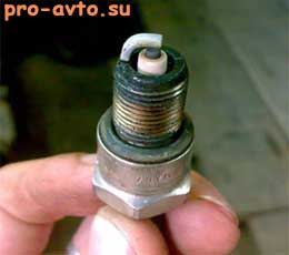 Белый нагар — богатая смесь топлива Белый нагар свечи зажигания